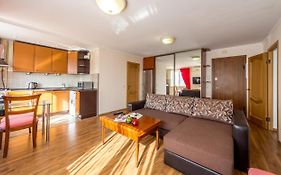 Apartments Near Parus Business Centre